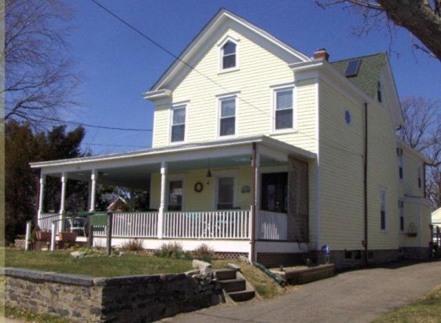 The Stirling House Waterfront Inn Greenport Exterior photo
